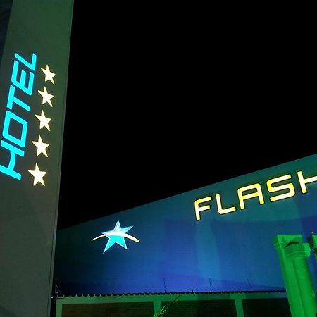 Flash Motel (Adults Only) Сан-Висенти Экстерьер фото